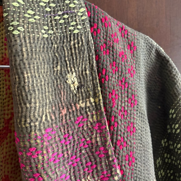 NWT Sapana Dreams Slim Short Kantha Quilt Blanket Jacket - Picture 2 of 12